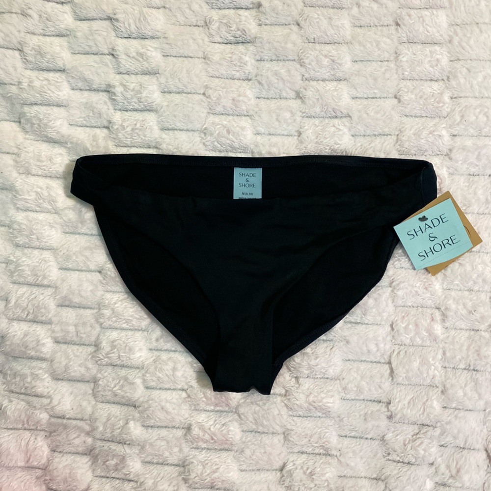 Black bikini bottoms